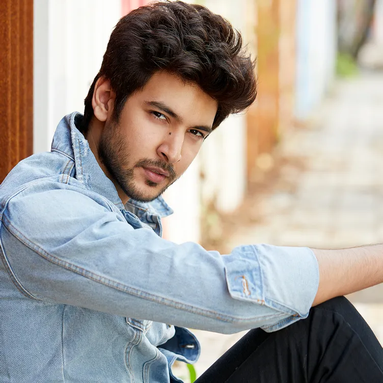 Everything About Khatron Ke Khiladi 10 Contestant Shivin Narang – Relationships, Career, Bio, Networth, Boyfriends and Unknown Facts Revealed!